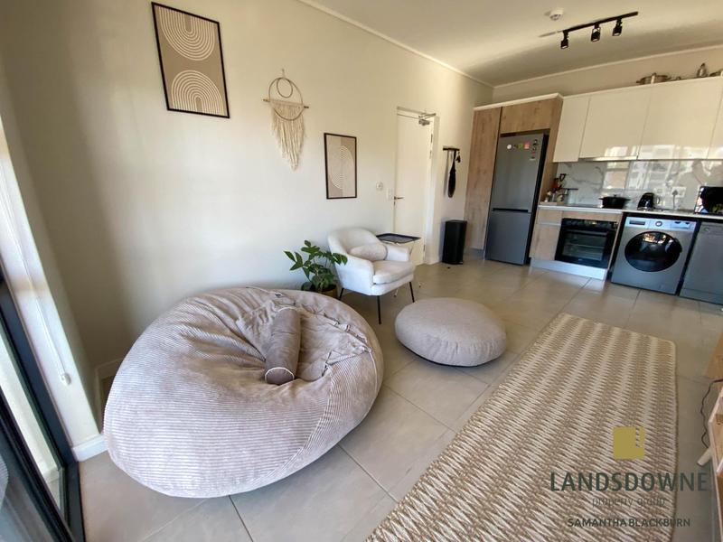 To Let 1 Bedroom Property for Rent in Richwood Western Cape
